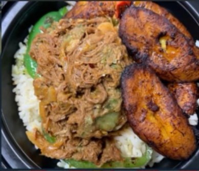 Pork rice bowl with fried sweet plantains